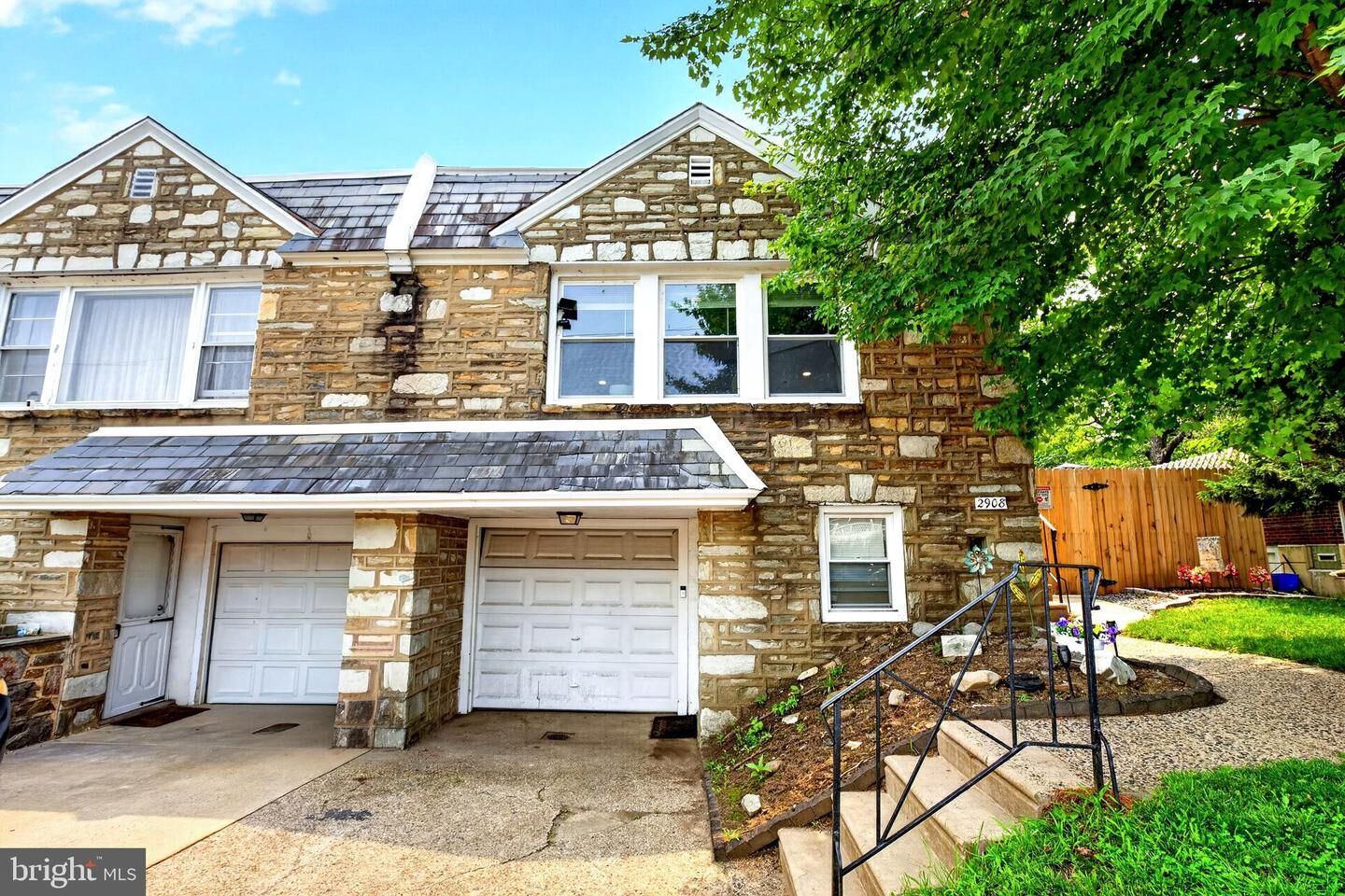 Property Photo: 2908 Walnut Hill Street PA 19152