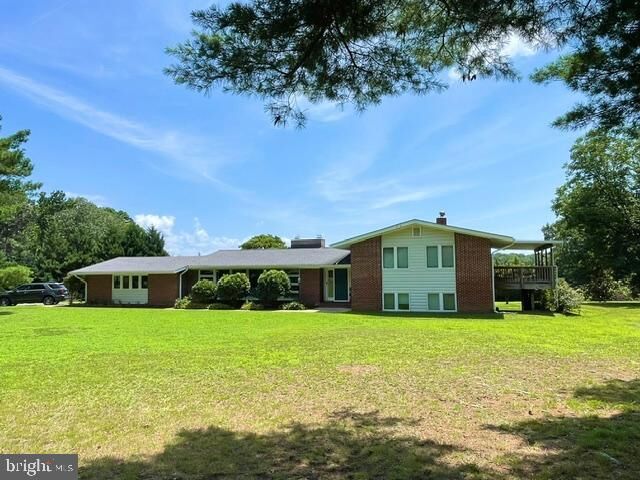 Property Photo: 18002 Rosiers Creek Lane VA 22485