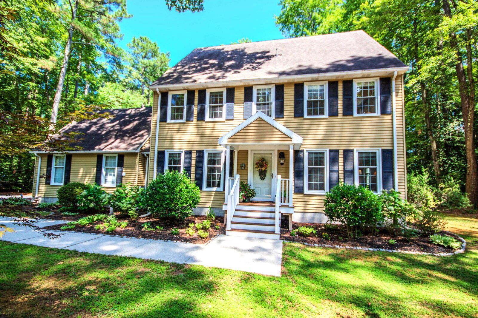 Property Photo: 7301 Topaz Court MD 21830