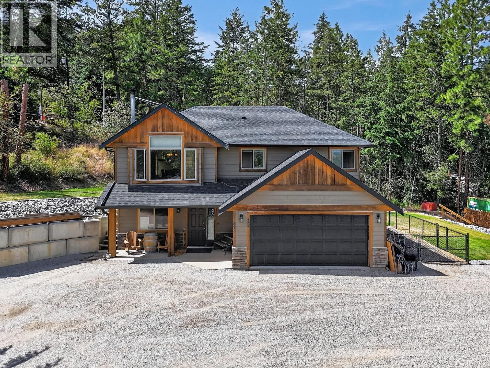 Property Photo:  87 Larch Road  BC V1H 2C3 