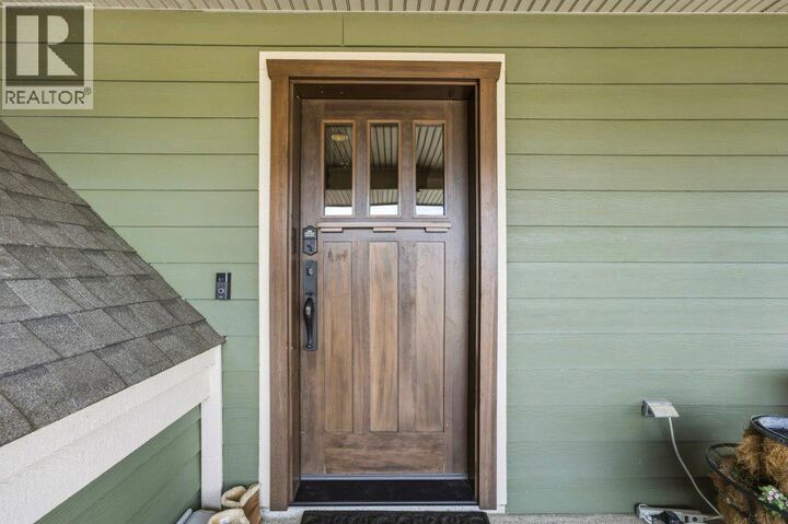 Property Photo:  900 10 Avenue Southeast 28  BC V1E 2W6 