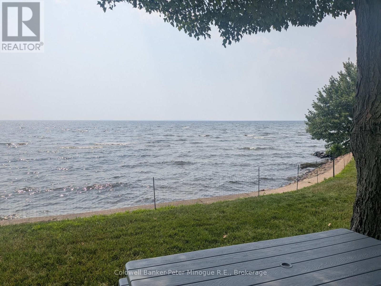 Property Photo:  425 William Street 103  ON P1A 1X6 