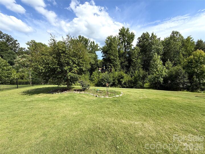 Property Photo: 304 Contentment Drive NC 28097