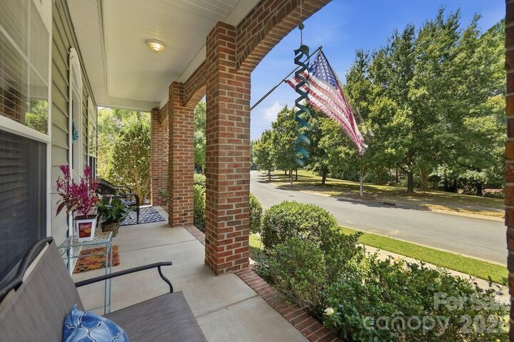 Property Photo: 8500 Willow Branch Drive NC 28173