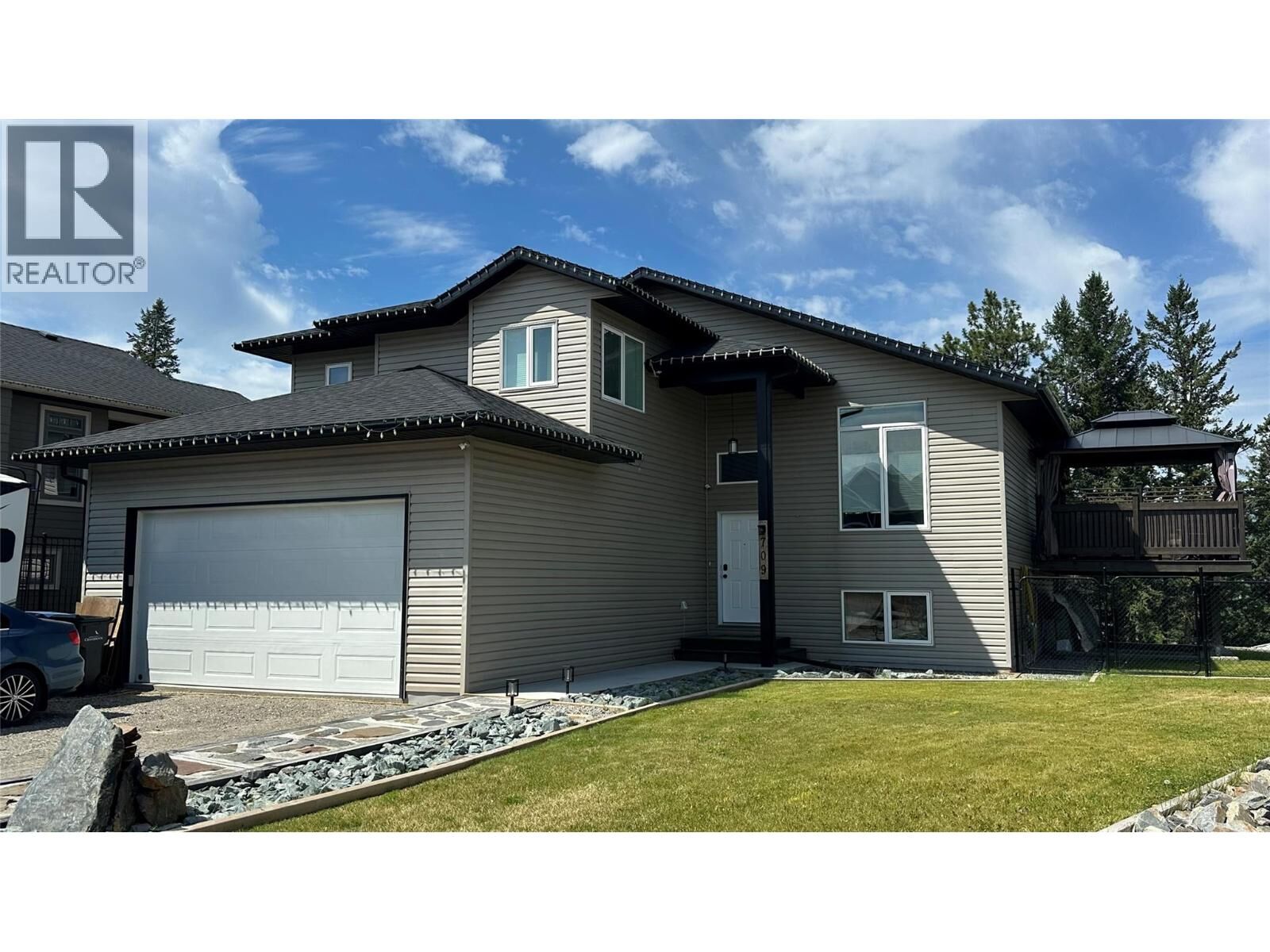 Property Photo: 709 22nd Avenue South BC V1C 6Y7
