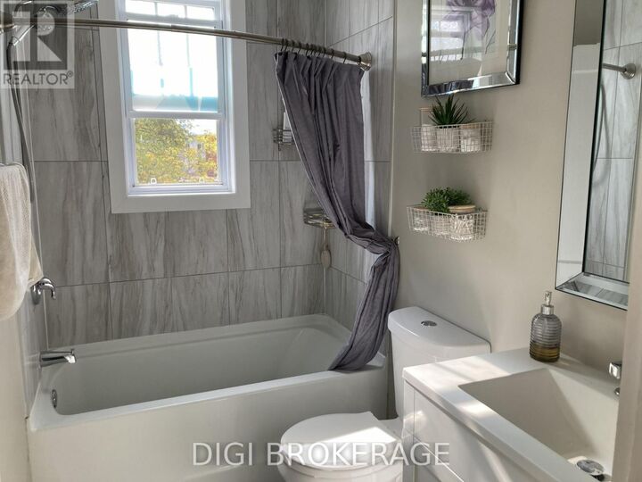 Property Photo: 11&13 Acacia Avenue ON K1M 0P3