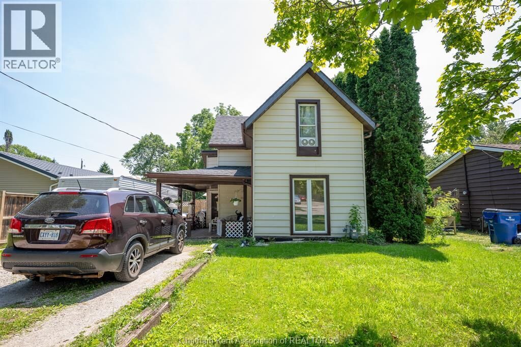 Property Photo: 34 Campbell Street ON N7L 5C5