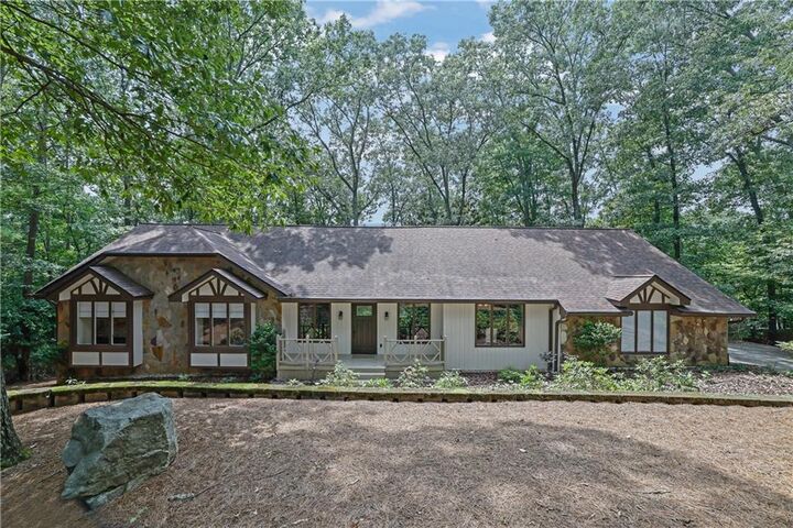 Property Photo:  625 Meuse Way  GA 30022 