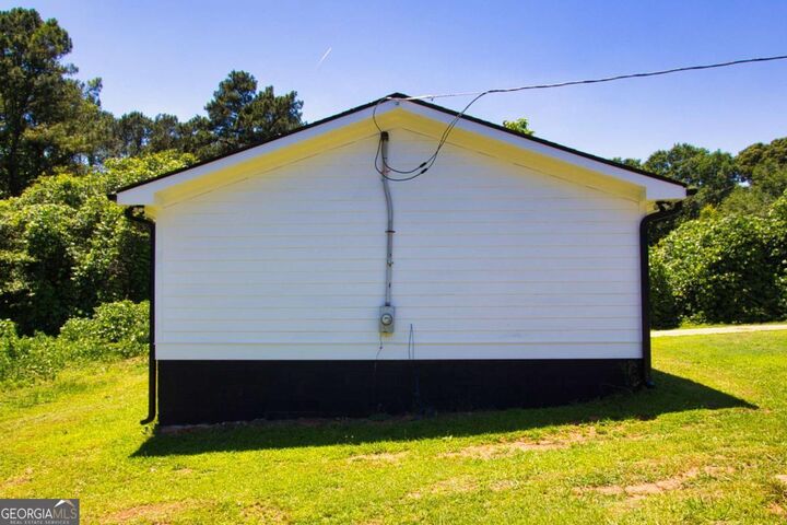 Property Photo: 10154 Allen Drive SW GA 30014