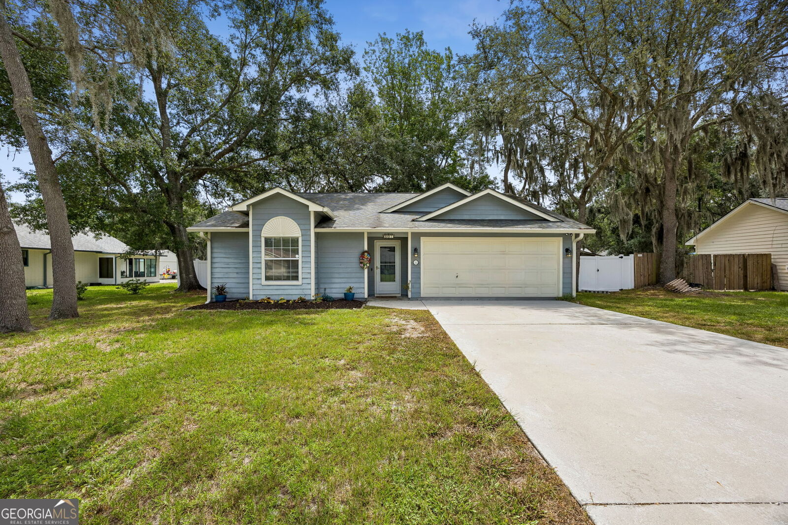 Property Photo:  301 Faye Court  GA 31558 