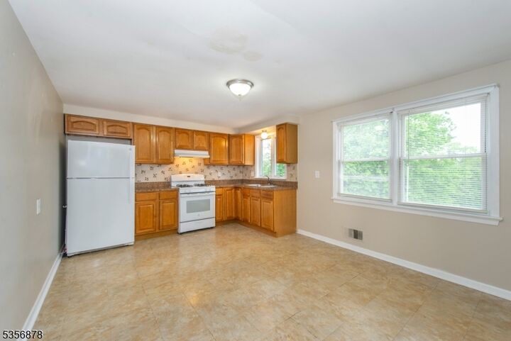Property Photo:  56 Corabelle Ave 2  NJ 07644 