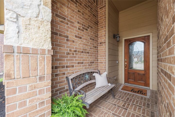 Property Photo: 9997 Willow Falls Lane TX 77423
