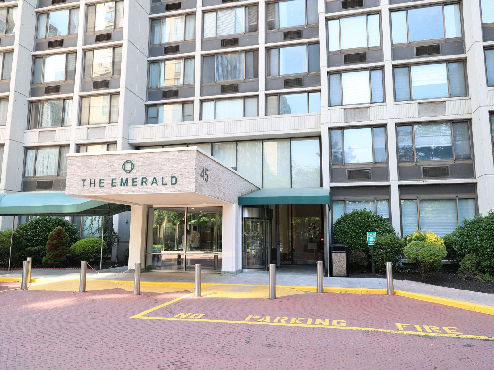 Property Photo: 45 River Dr South 1106 NJ 07310-3713