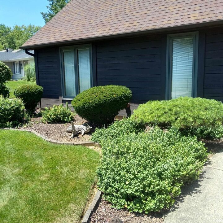Property Photo: 4926 Pasture Gate Place IN 46804