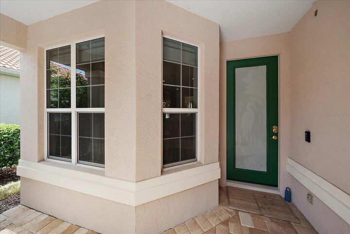 Property Photo: 6288 Wingspan Way FL 34203