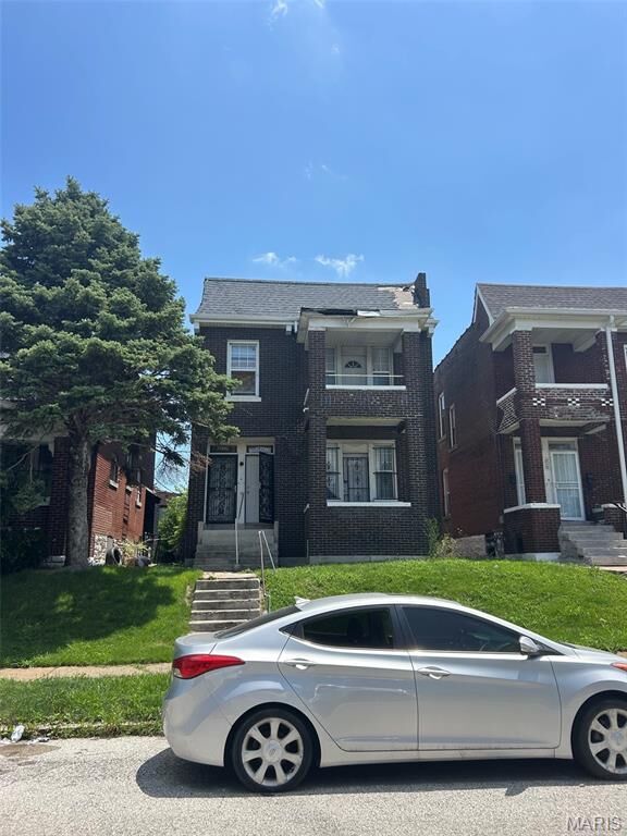 Property Photo: 3632 N Taylor Avenue MO 63115