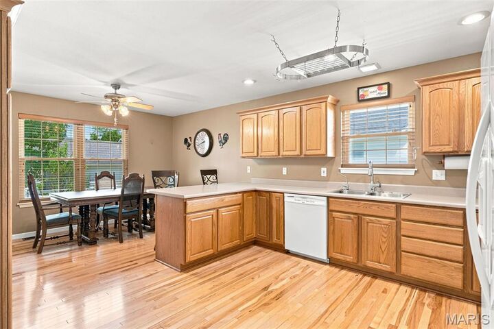 Property Photo:  507 Cobblestone Court  MO 63640 