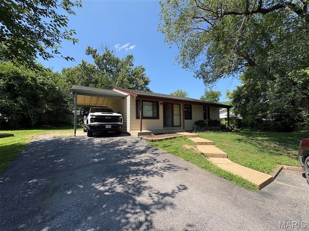 Property Photo:  34 Orchard Hills Drive  MO 63376 