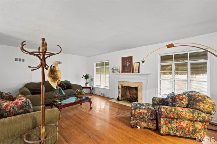 Property Photo: 110 E Main Street MO 63851