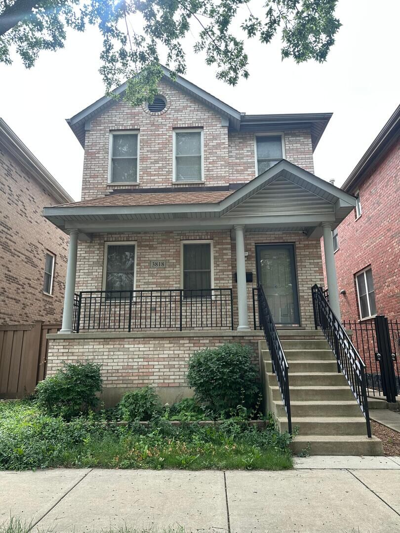 Property Photo:  3818 S Paulina Street  IL 60609 