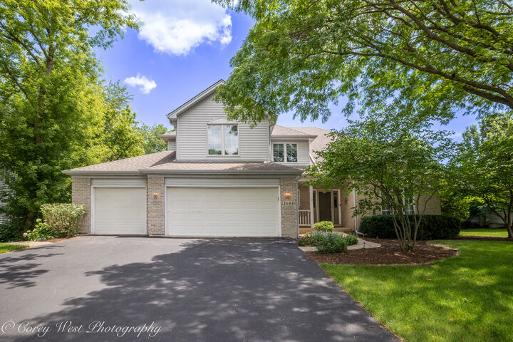 Property Photo: 1644 Derby Drive IL 60510