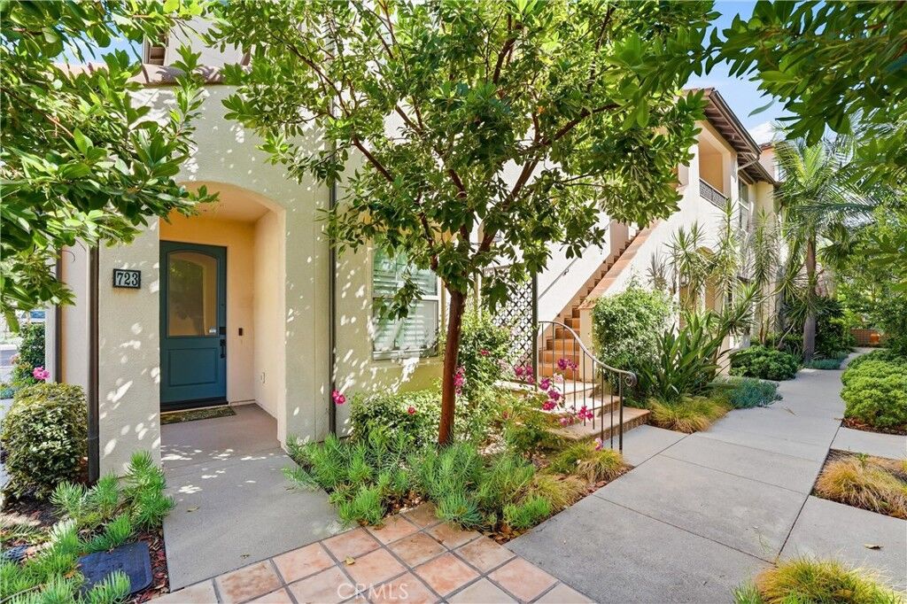 Property Photo:  723 Spring Garden  CA 92618 