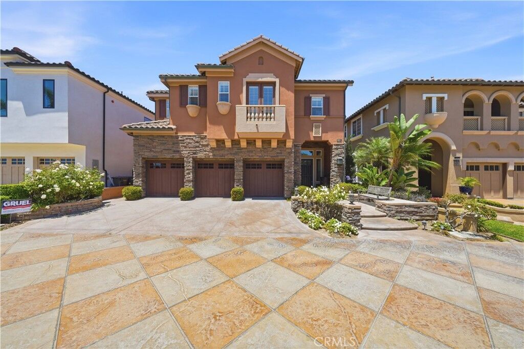 Property Photo: 5571 Ocean Terrace CA 92648