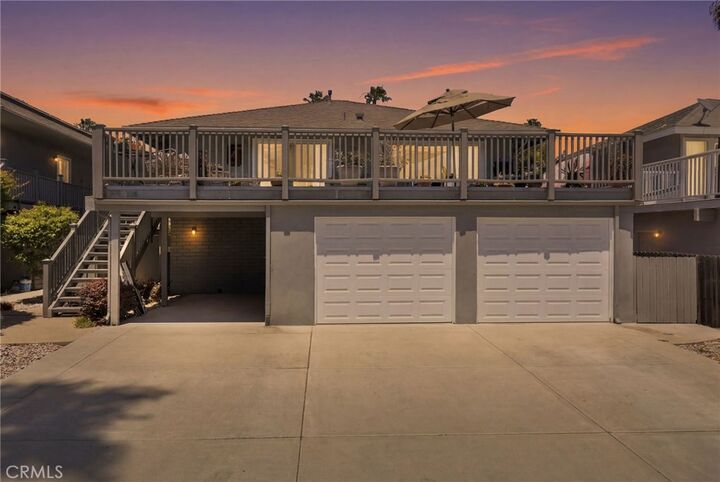 Property Photo: 2558 Seahorse Avenue CA 93001