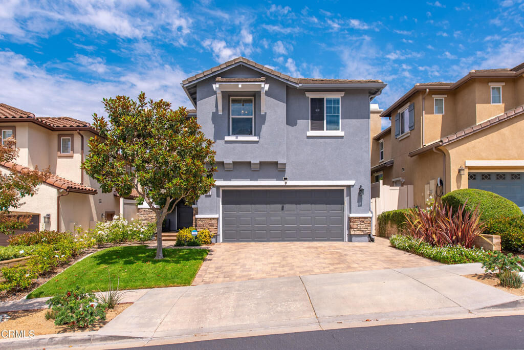 Property Photo: 660 Clearwater Creek Drive CA 91320