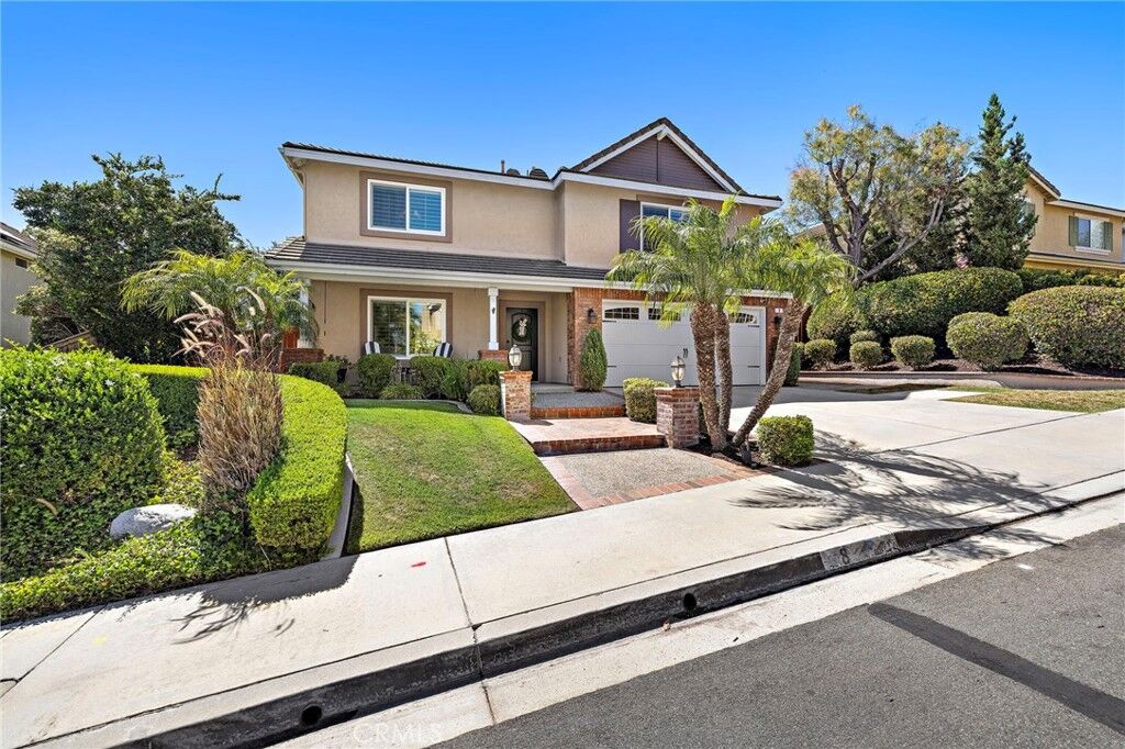 Property Photo: 8 Las Pisadas CA 92688
