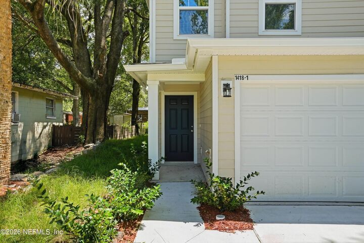 Property Photo: 1418 W 19th Street FL 32209