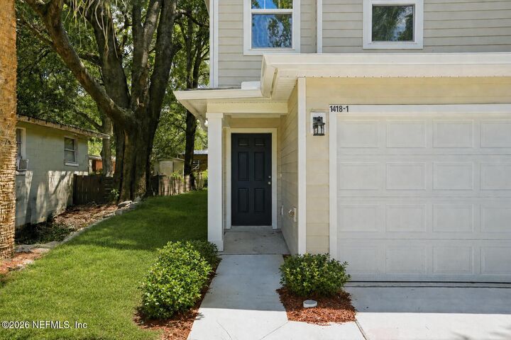 Property Photo: 1418 W 19th Street FL 32209