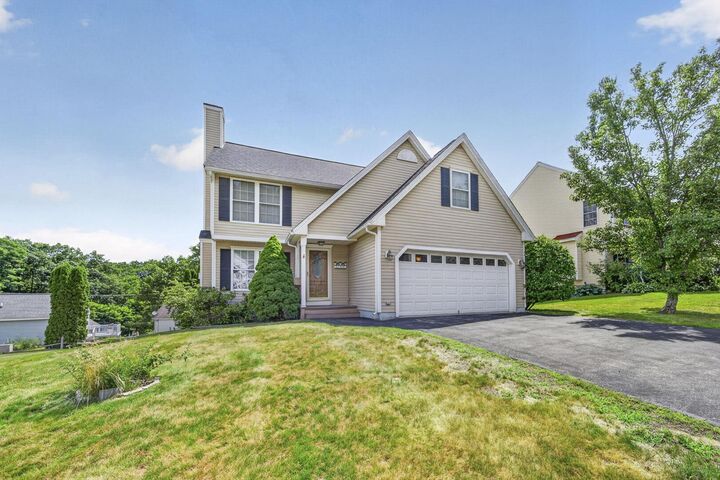 Property Photo: 199 Heathrow Avenue NH 03104