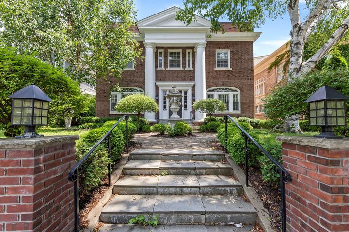 Property Photo: 1785 Dupont Avenue S Upper MN 55403