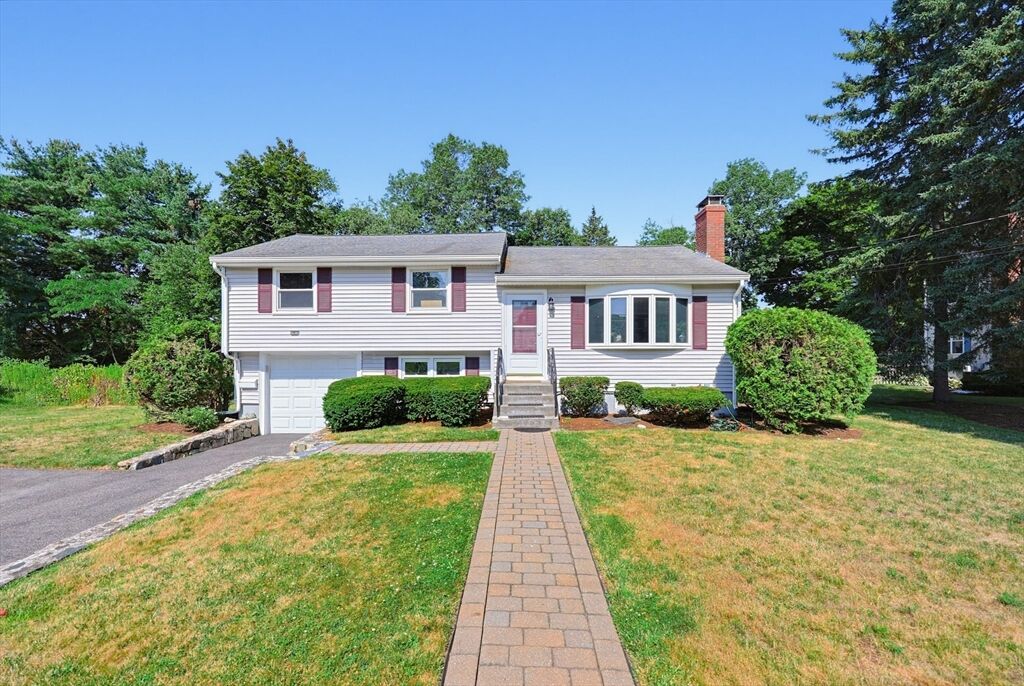 Property Photo:  19 Weir Rd  MA 02451 