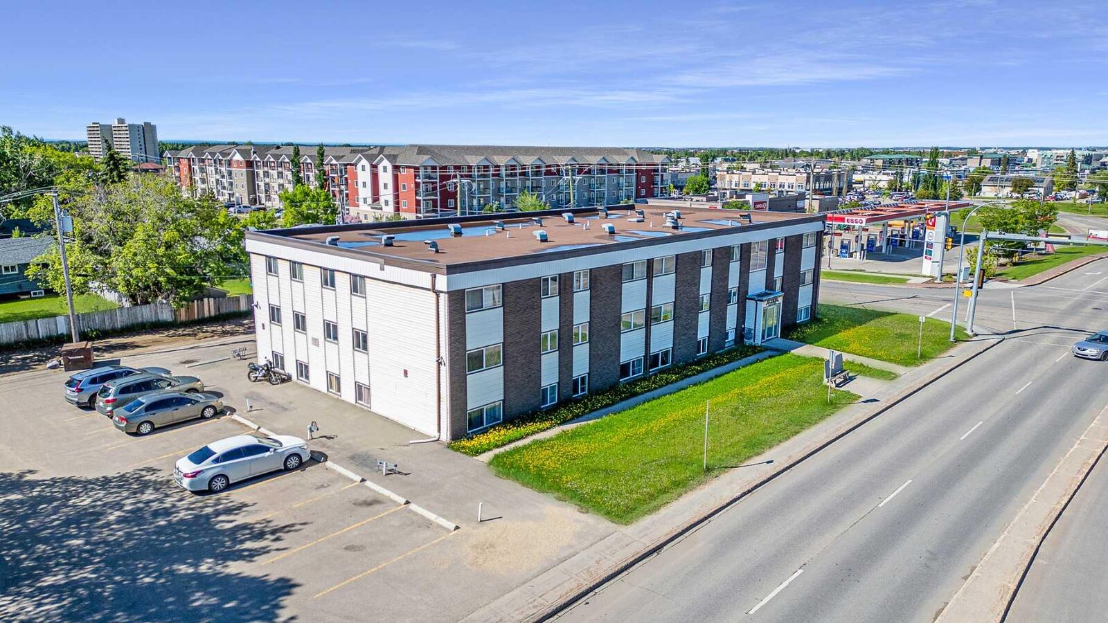 Property Photo:  9515 100 Avenue 101  AB T8V 0S8 