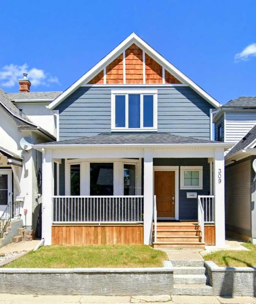 Property Photo: 309 7 Avenue S AB T1J 1H6