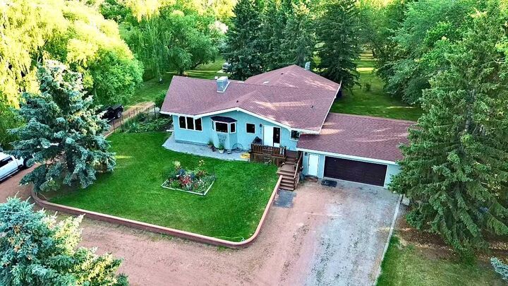 Property Photo: 207 Moon River Drive AB T0L 0Z0