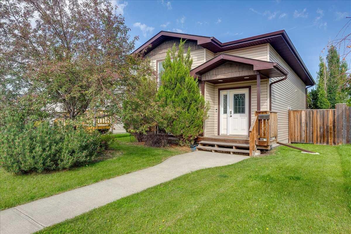Property Photo:  44 Osler Crescent  AB T4P 4E8 