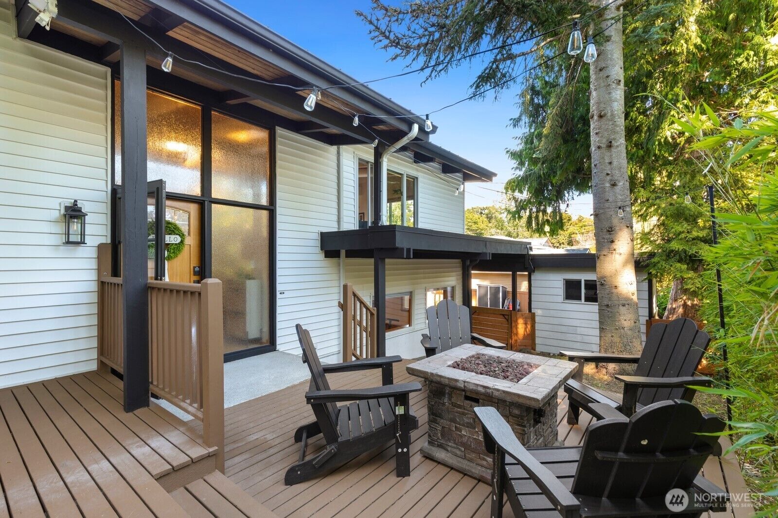 Property Photo: 11123 34th Place SW WA 98146