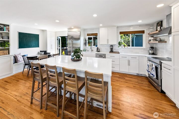 Property Photo: 310 Pine Street WA 98020