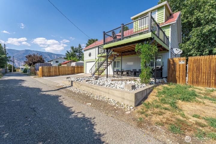 Property Photo:  703  Boetzkes Avenue  WA 98831 