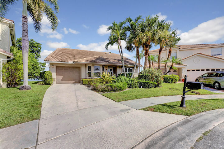 Property Photo: 7312 Heathley Drive FL 33467