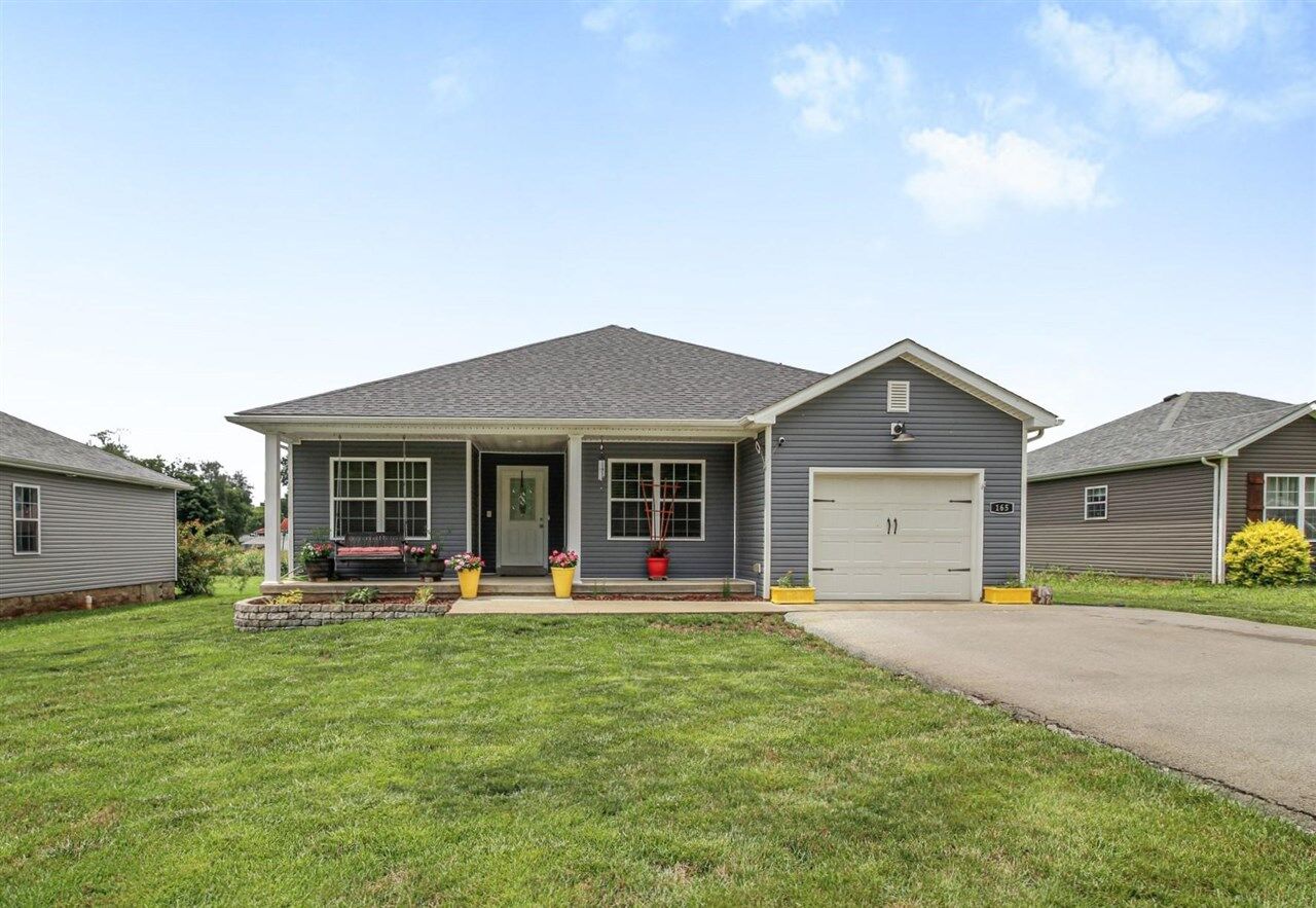 Property Photo:  165 Blakeman Street  KY 42160 