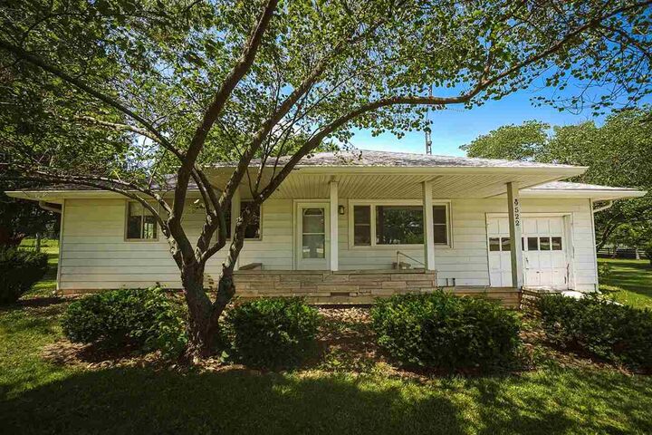 Property Photo: 9522 E State Road 38 IN 47362