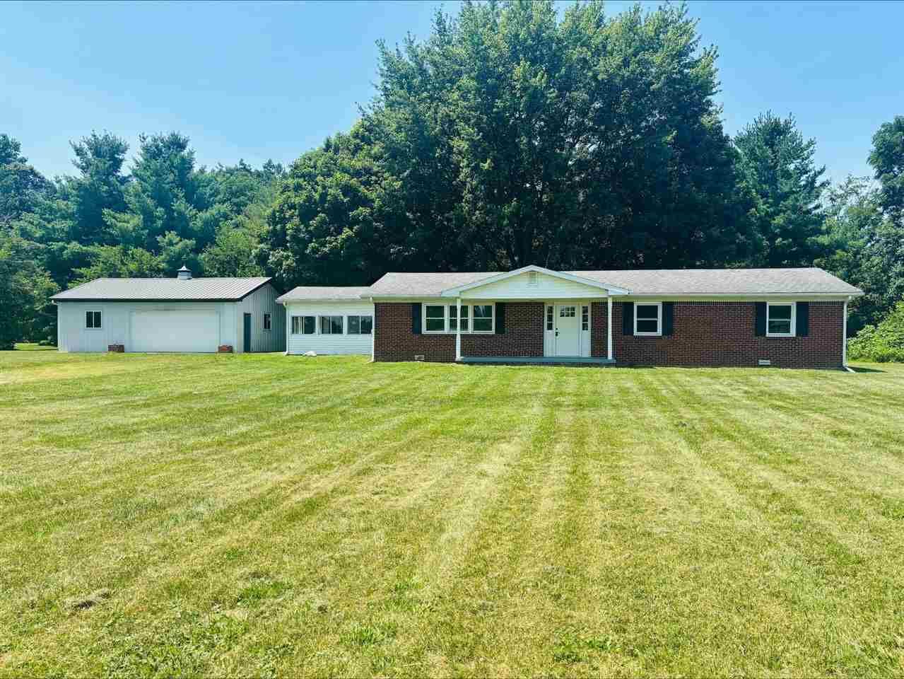 Property Photo:  3977 N County Road 575 W  IN 47356 
