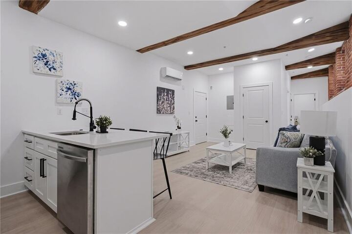 Property Photo:  50 Ashburton Street 1  RI 02904 