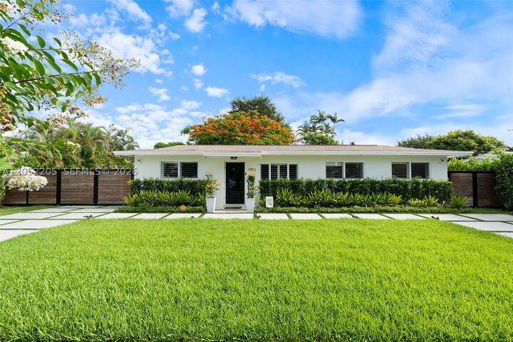 Property Photo: 9851 SW 85th Ter FL 33173