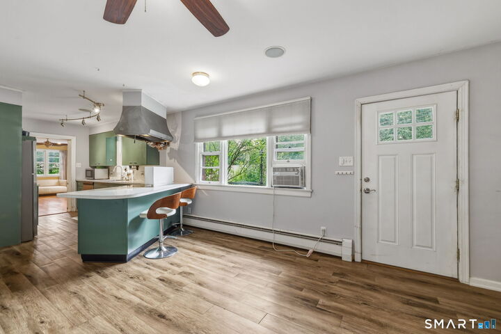 Property Photo:  8 Washington Circle  CT 06085 