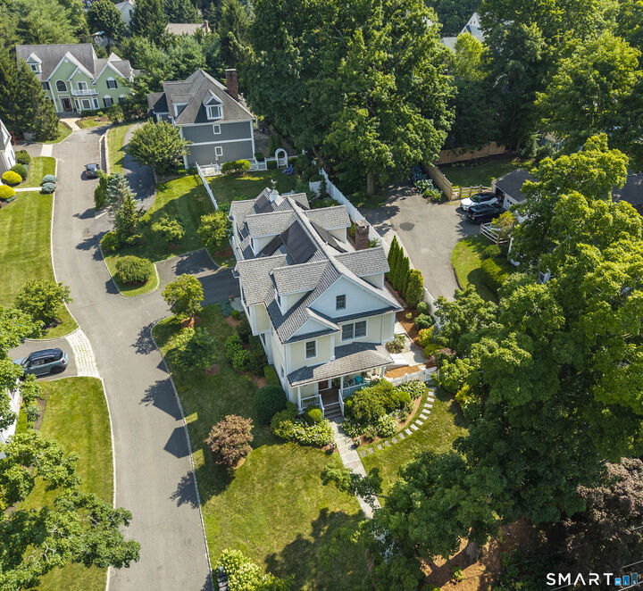 Property Photo:  43 Catoonah Street  CT 06877 